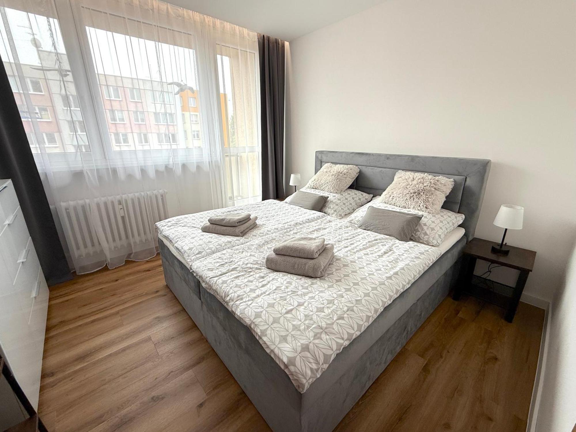 Apartament S Balkonem, Klimatizaci A Infrasaunou Ostrawa